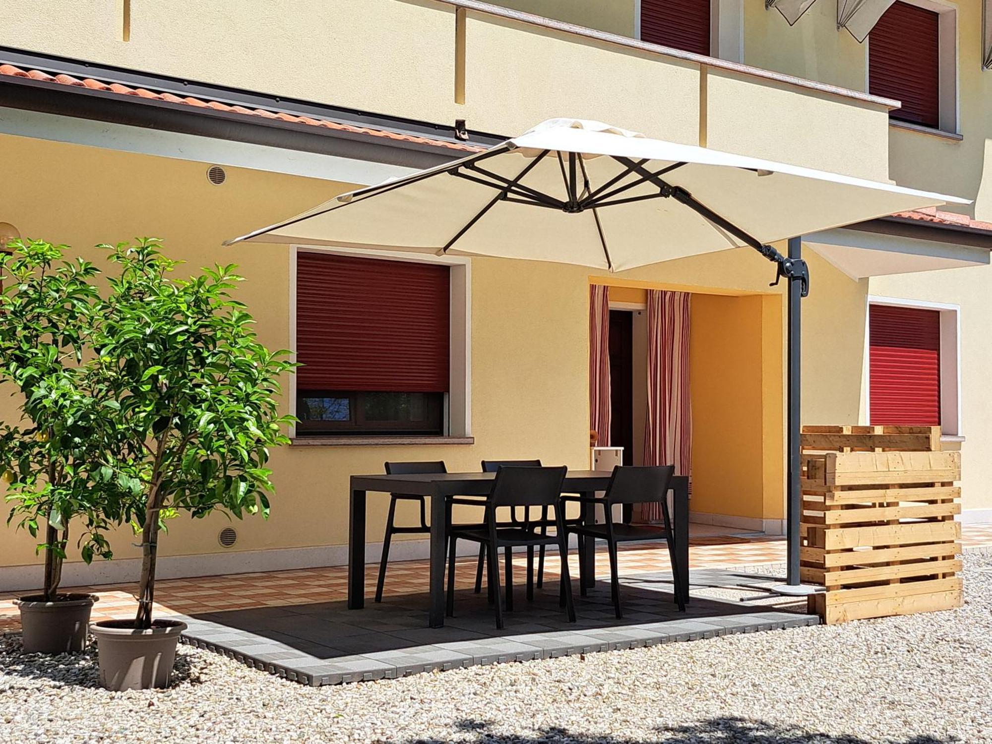 ホテル Borgo Barucchella Sant'Andra エクステリア 写真