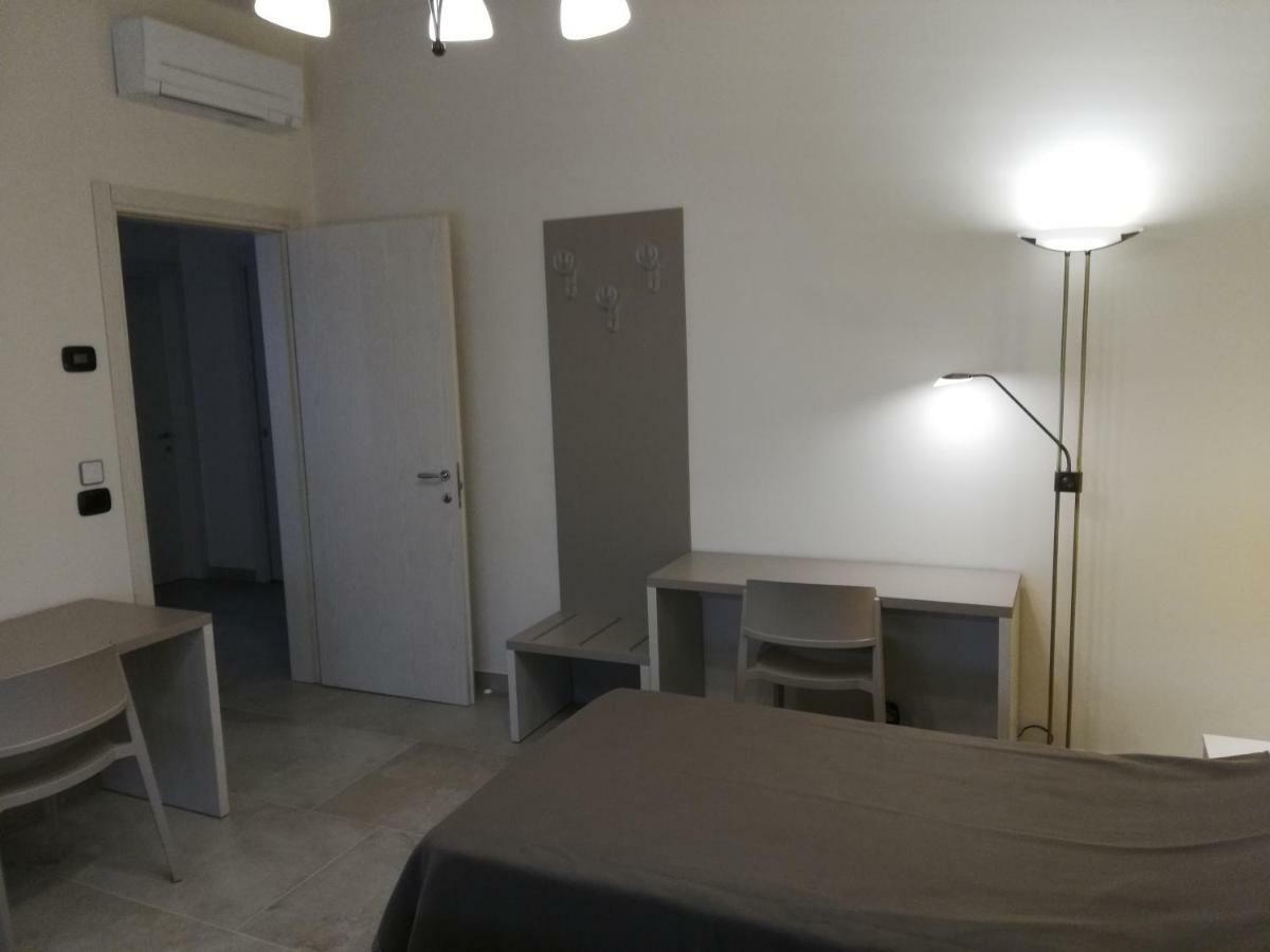 ホテル Borgo Barucchella Sant'Andra エクステリア 写真